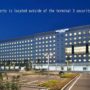 4* Отель The Royal Park Haneda Airport Terminal 3